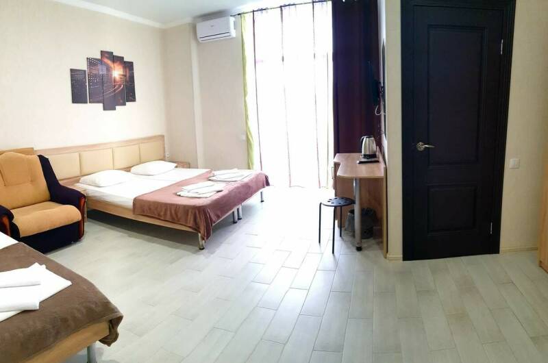 Отель «Corona Palace»