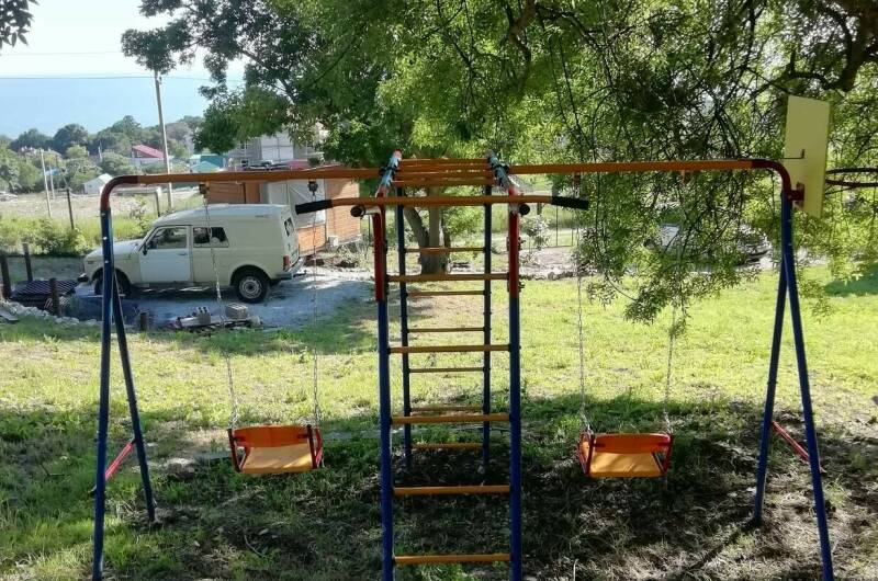 2-х этажный дом из бруса на 20-ти сотках земли