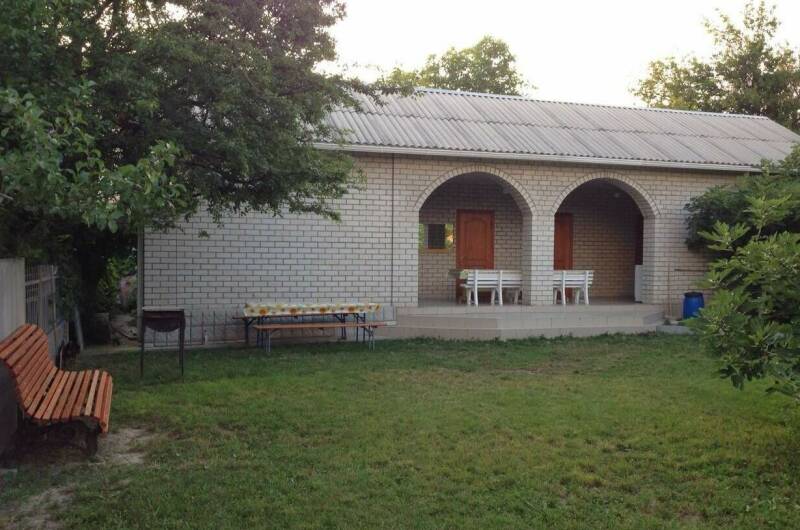 Домик для компании из 10 человек