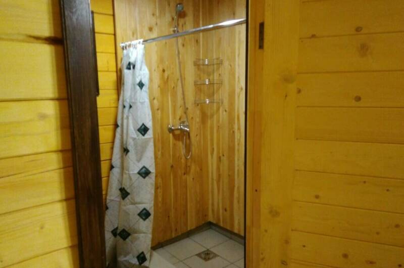 Экодом в лесу для двоих