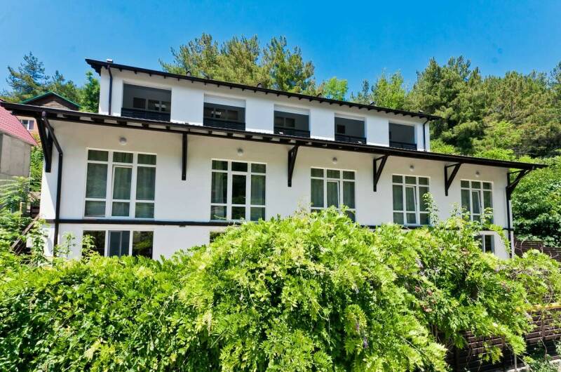 Гостевой дом «Золотой песок» (бывш. «The Home»)