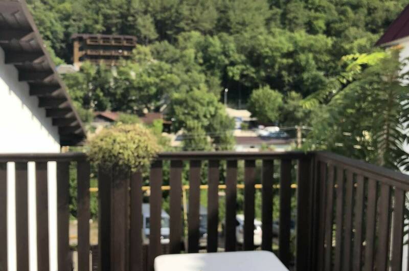 Гостевой дом «Золотой песок» (бывш. «The Home»)