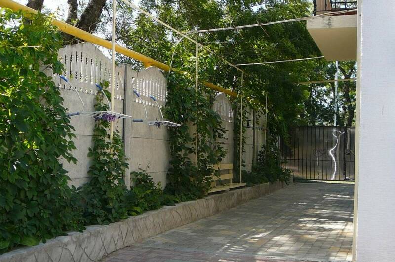 Частный дом на Революционной 136/1 (У Олеси)