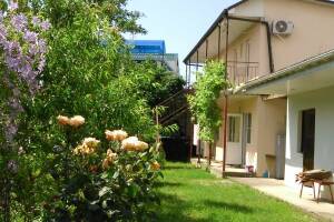 Изображение Гостевой дом «На Ореховой» #1