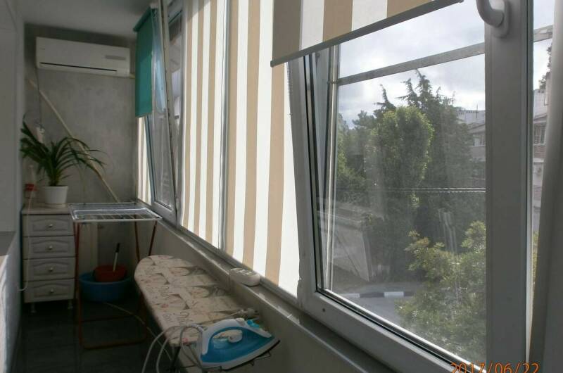 Двухкомнатная на Полевом рынке