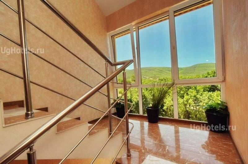 Отель «Лотос»