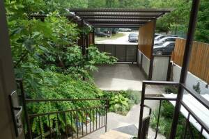 Изображение Трехкомнатная квартира с патио и беседкой #1