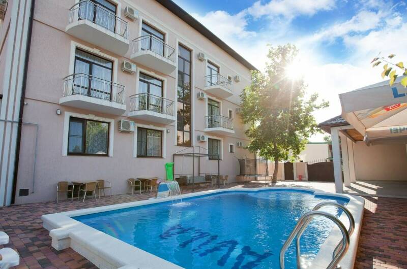 Гостиница «Avila»