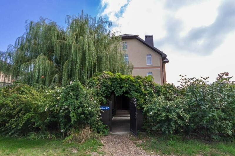 Гостевой дом на Садовой 27