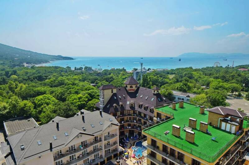 Отель «Кастро»