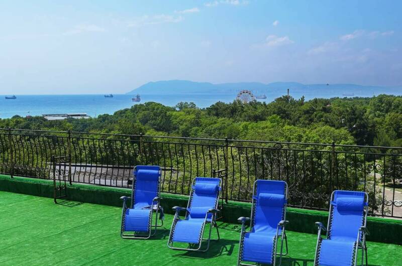 Отель «Кастро»