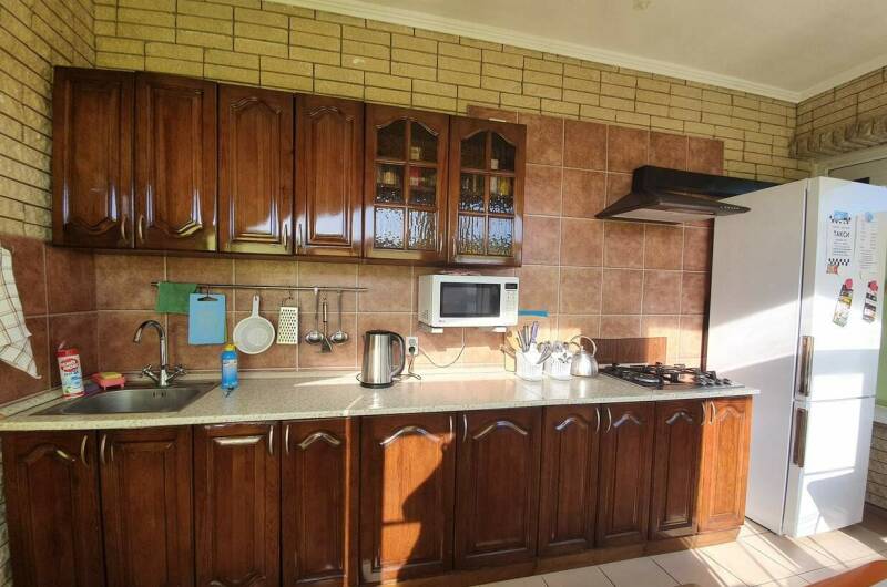 Гостевой дом «Замок на Земляничной»