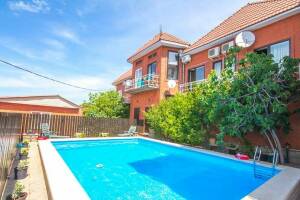 Изображение Гостевой дом «Бетельгейзе» #1