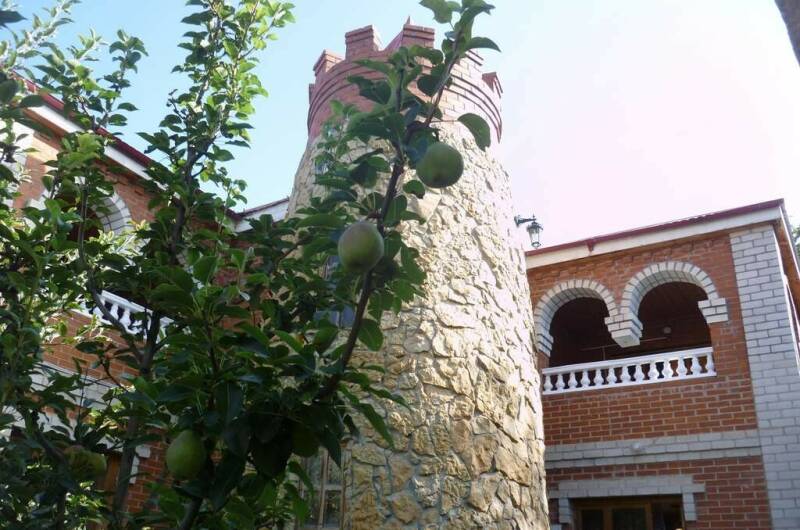 Частный дом «Короленко 37»