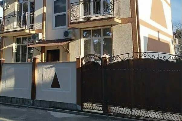 Гостевой дом на Тельмана 24