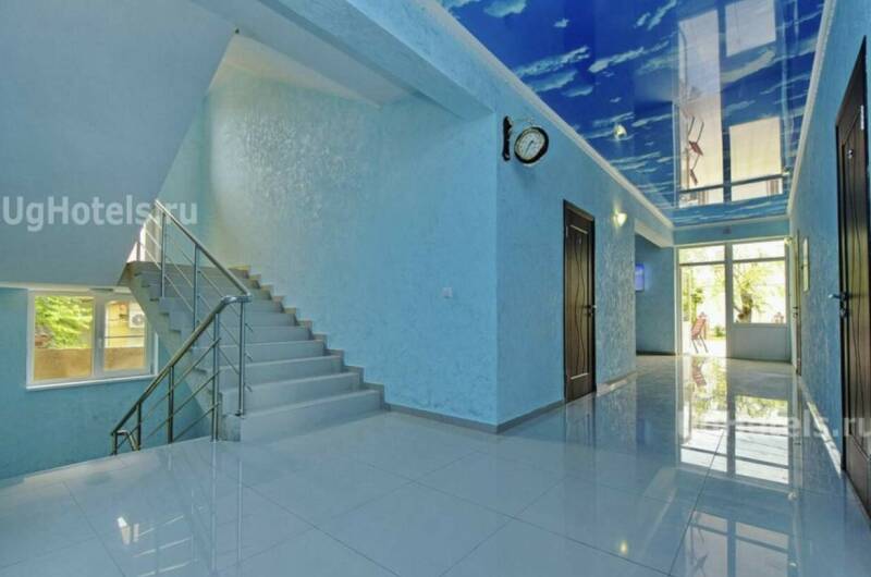 Гостиница «Pavlos»