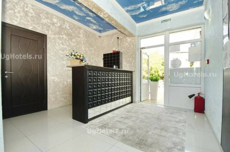 Гостиница «Pavlos»