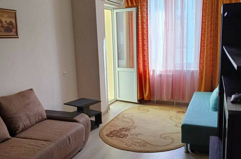 Однокомнатная на Дивноморской