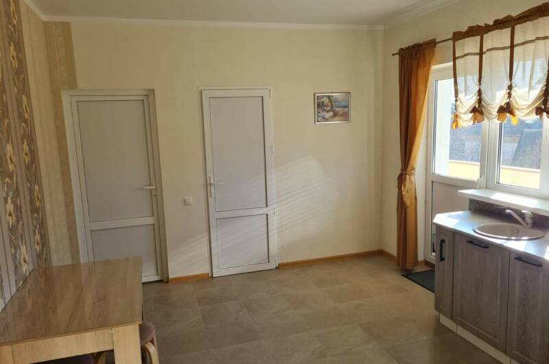 Квартира в частном доме