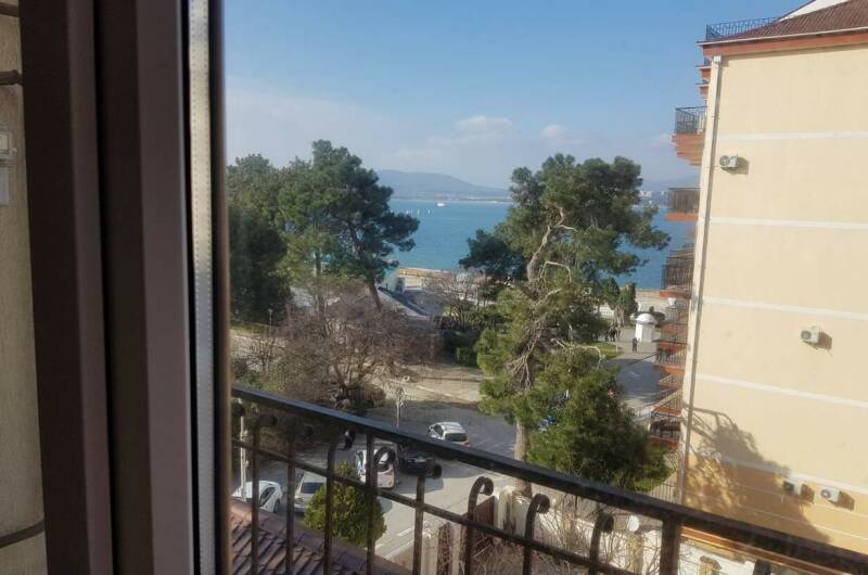 Однокомнатная квартира на берегу моря