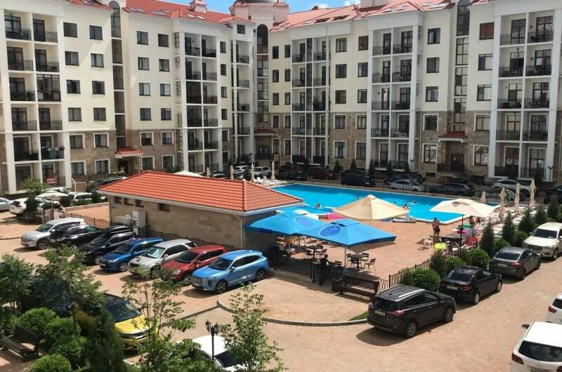 Евро 3-х комнатная квартира «Изумрудный город»