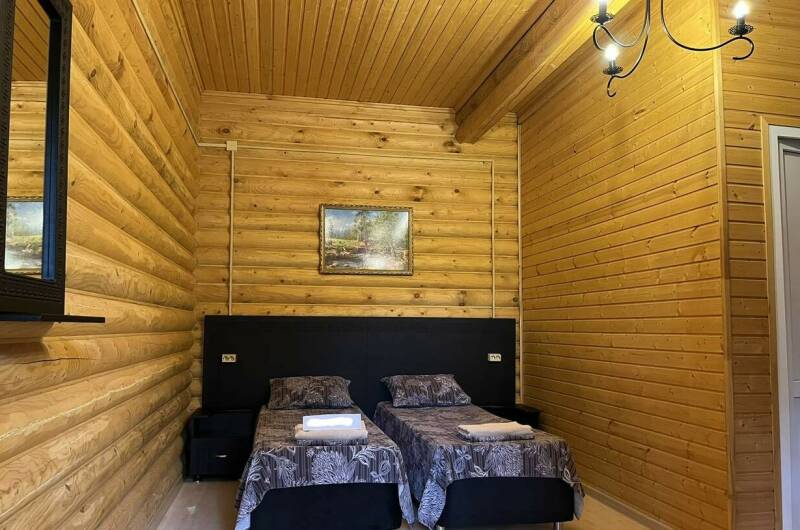 Коттедж из сруба (часть коттеджа)/Дом