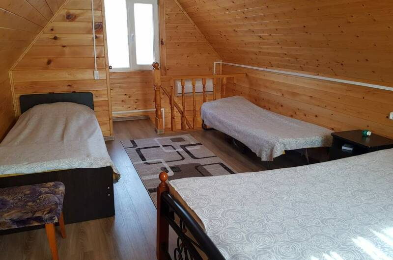 Дом на Санаторной