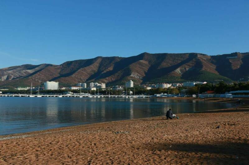 Номер у самого моря, в зеленом парке. Парковка