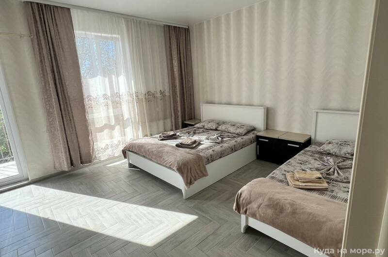 Частный дом «Roze House»
